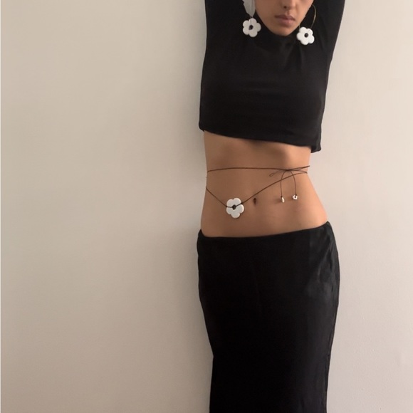 Handmade Glass Flower Body Jewlery - Picture 3 of 4